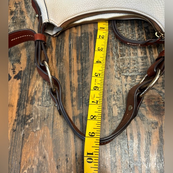 Dooney & Bourke Cream Leather Bag and Wallet Set - Picture 8 of 16